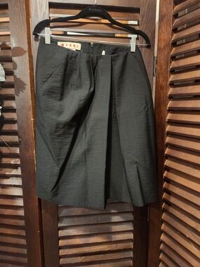 Marni Black A-Line Knee-Length Skirt with Front Pleat